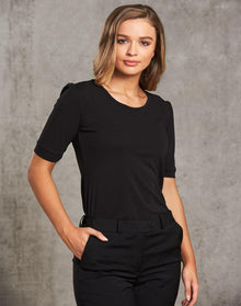  M8800 Women's Scoop Neck T Top